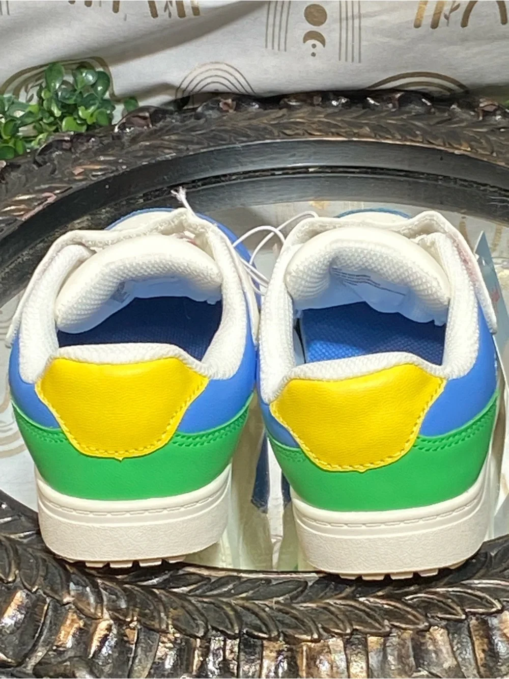 Cat & Jack White Blue Red Green Kids Sneakers